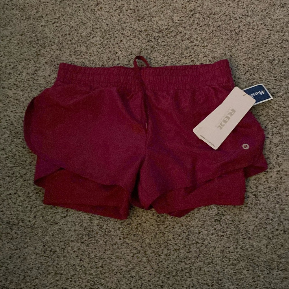 NWT Dark hot pink athletic shorts 🏃‍♀️